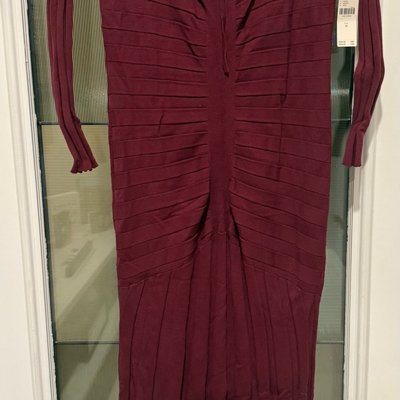 Anthropologie Cold Shoulder Wine Colored Knit Maxi Dress Size Med NWT - Picture 5 of 6
